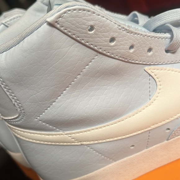 NWT Nike blazer light blue 9.5-10 women’s shoe - Picture 9 of 11